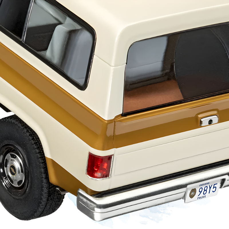 Revell - 1985 Chevrolet K5 Blazer: Stranger Things / 07724