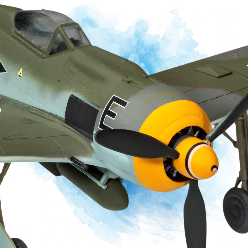 Revell - Focke Wulf Fw190 F-8 / 03898