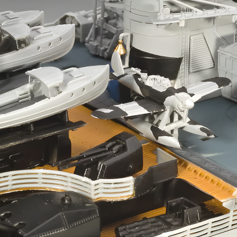 Revell - German Battleship "Tirpitz" / 05096